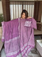 প্রিমিয়াম সিল্ক বাটিক ড্রেস – ঐতিহ্য ও আভিজাত্যের মিশ্রণ