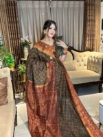 প্রিমিয়াম সিল্ক বাটিক শাড়ি – ঐতিহ্য ও আভিজাত্যের মিশ্রণ - Image 3