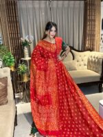 প্রিমিয়াম সিল্ক বাটিক শাড়ি – ঐতিহ্য ও আভিজাত্যের মিশ্রণ - Image 2