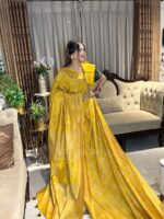 প্রিমিয়াম সিল্ক বাটিক শাড়ি – ঐতিহ্য ও আভিজাত্যের মিশ্রণ - Image 3