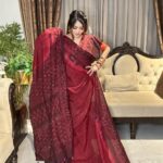 প্রিমিয়াম সিল্ক বাটিক শাড়ি – ঐতিহ্য ও আভিজাত্যের মিশ্রণ