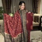 প্রিমিয়াম সিল্ক বাটিক ড্রেস – ঐতিহ্য ও আভিজাত্যের মিশ্রণ