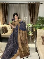 প্রিমিয়াম সিল্ক বাটিক শাড়ি – ঐতিহ্য ও আভিজাত্যের মিশ্রণ