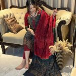 প্রিমিয়াম সিল্ক বাটিক ড্রেস – ঐতিহ্য ও আভিজাত্যের মিশ্রণ