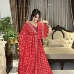 প্রিমিয়াম সিল্ক বাটিক শাড়ি – ঐতিহ্য ও আভিজাত্যের মিশ্রণ
