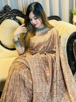 প্রিমিয়াম সিল্ক বাটিক শাড়ি – ঐতিহ্য ও আভিজাত্যের মিশ্রণ