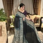 প্রিমিয়াম সিল্ক বাটিক শাড়ি – ঐতিহ্য ও আভিজাত্যের মিশ্রণ