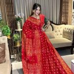 প্রিমিয়াম সিল্ক বাটিক শাড়ি – ঐতিহ্য ও আভিজাত্যের মিশ্রণ