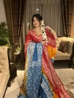 প্রিমিয়াম সিল্ক বাটিক শাড়ি – ঐতিহ্য ও আভিজাত্যের মিশ্রণ - Image 2