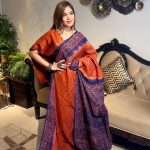 প্রিমিয়াম সিল্ক বাটিক শাড়ি – ঐতিহ্য ও আভিজাত্যের মিশ্রণ