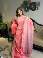 প্রিমিয়াম সিল্ক বাটিক শাড়ি – ঐতিহ্য ও আভিজাত্যের মিশ্রণ